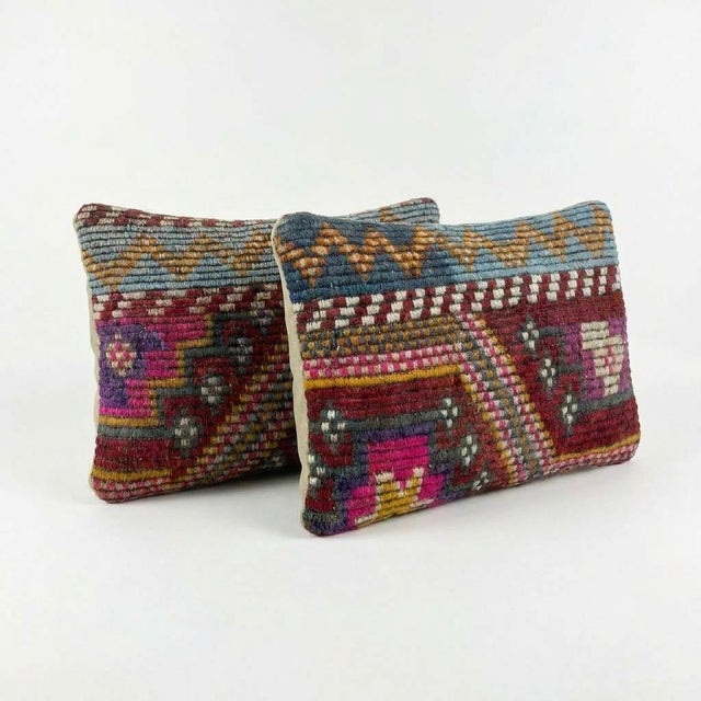 Mid-Century Modern Bohemian Kilim Lumbar Pillow Cover 14'' X 20'' - Set of Two For Sale - Image 3 of 4