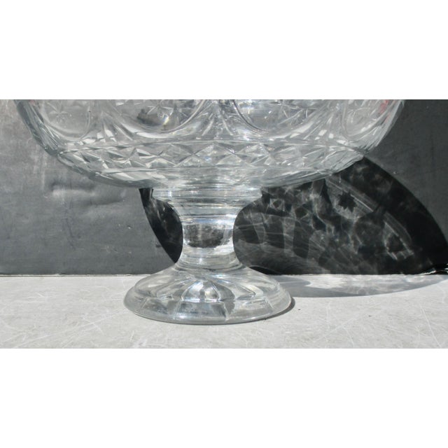 18th Century Irish Cut Glass Center Bowl For Sale - Image 4 of 9