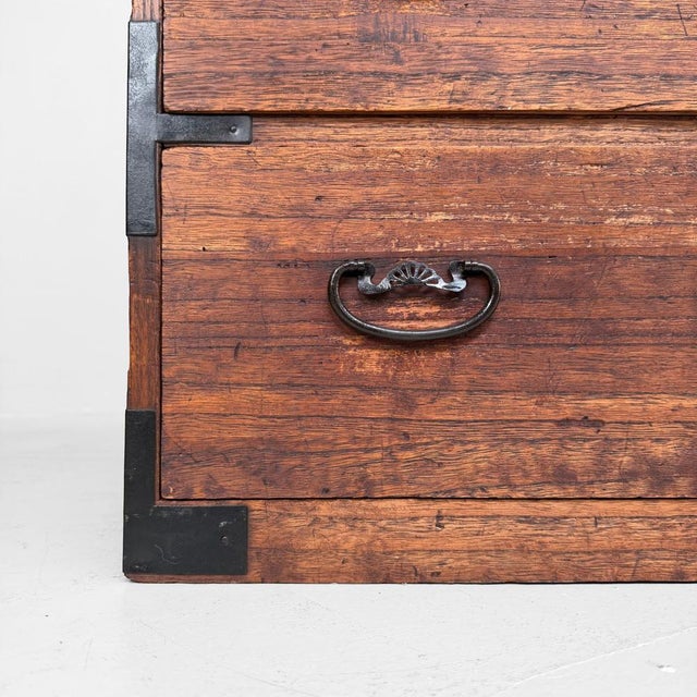 Japanese Storage Chest with Three Drawers, 1900s For Sale - Image 4 of 10