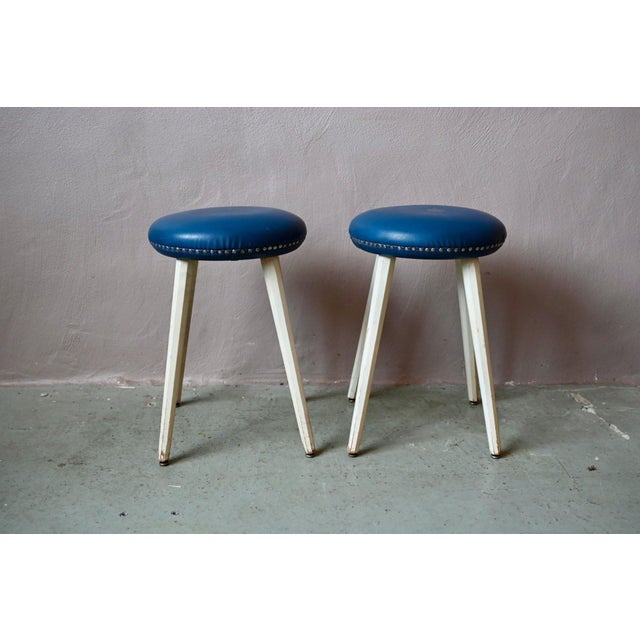 Vintage Rockabilly Stools in Blue Faux Leather with Studs and Compass Legs, 1960s, Set of 2 For Sale - Image 4 of 9
