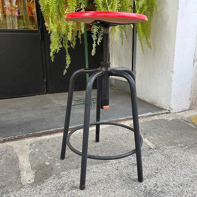 Industrial Red Adjustable Stool from GIED, Italy, 1970s For Sale - Image 3 of 12