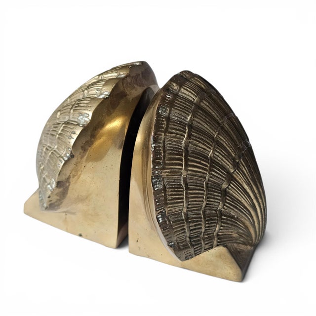 Mid 20th Century Vintage Hollywood Regency Solid Brass Scallop Shell Bookends - Pair For Sale - Image 5 of 9
