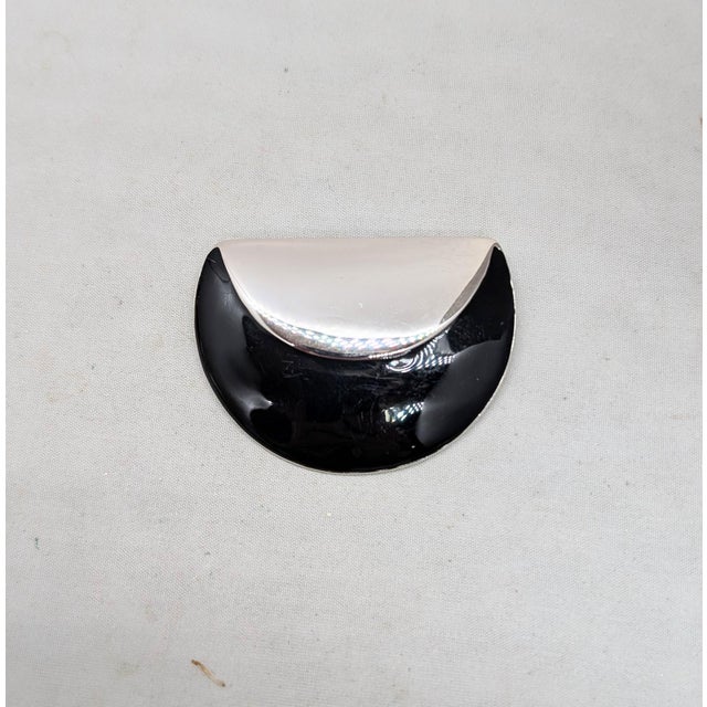 1980s Vintage 1980s Signed Monet Rhodium Plated Black Enamel Brooch For Sale - Image 5 of 9