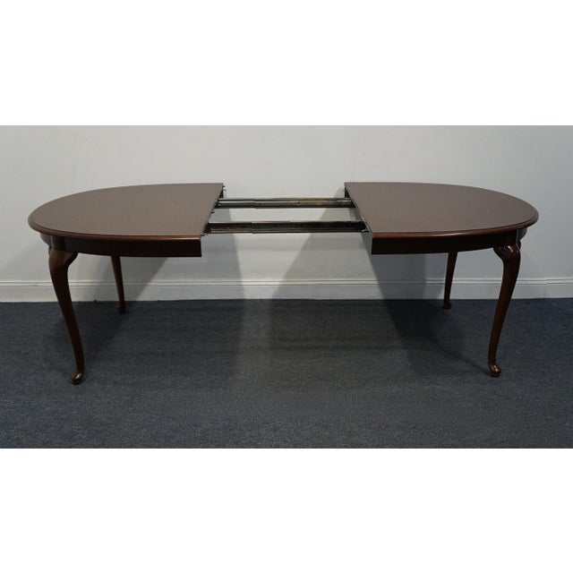 Thomasville Furniture Collectors Cherry Collection 88" Oval Dining Table 10121-752 For Sale In Kansas City - Image 6 of 11