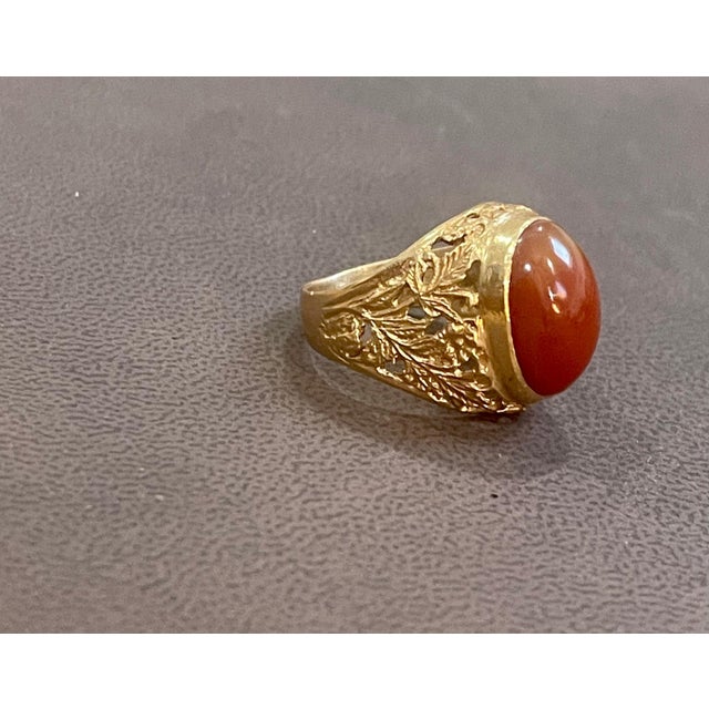 Yellow 7 Carat Jasper Cabochon 18 Karat Yellow Gold Classic Wide Ring For Sale - Image 8 of 8