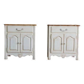 Ethan Allen Country French Nightstands For Sale
