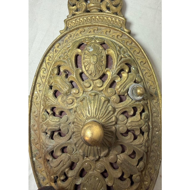 Bronze Antique Ornate Victorian Reticulated Thick Gold Gilt Bronze Wall Sconce Fixture For Sale - Image 8 of 9