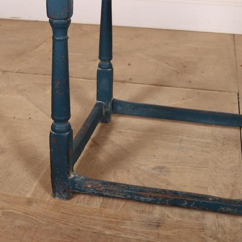 18th Century Painted Lamp Table For Sale - Image 4 of 8