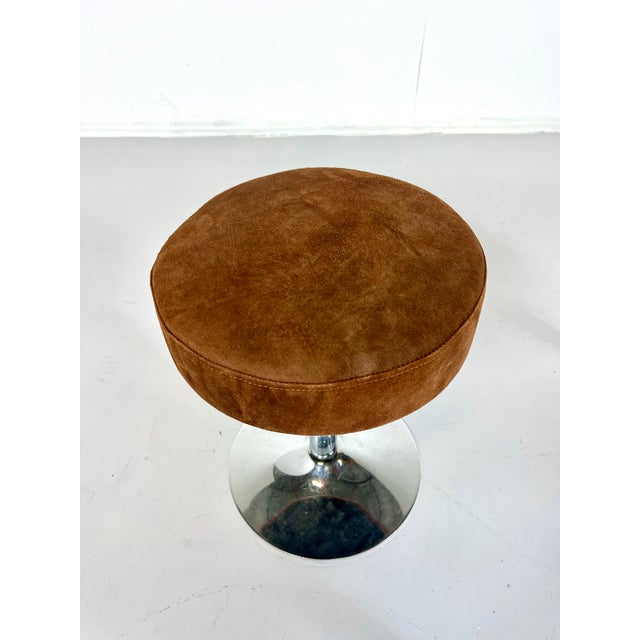 Swivel Stools in Chrome and Brown Leather, 1970s, Set of 6, in Good conditions. Designed 1970 to 1979