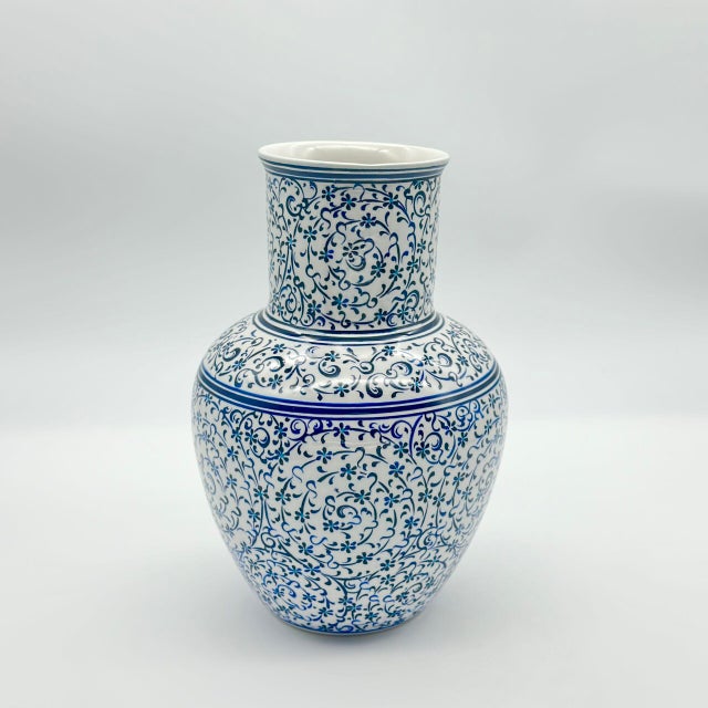 Blue Handmade Ceramic Vase (20cm) – Blue and White Golden Horn Halic Pattern – Spiral Scrolls Design For Sale - Image 8 of 9