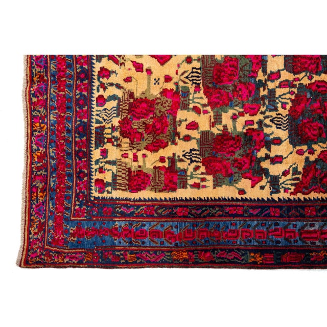 Textile 1960s Vintage Floral Persian Bidjar Handmade Wool Rug in Tan and Red For Sale - Image 7 of 7