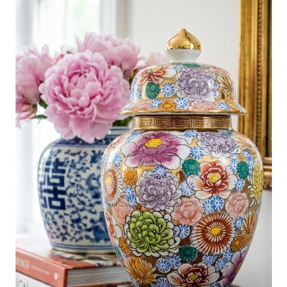 Vintage Japanese Kutani Style Porcelain Ginger Jar With Lid – Floral Enamel & Gold For Sale - Image 4 of 16