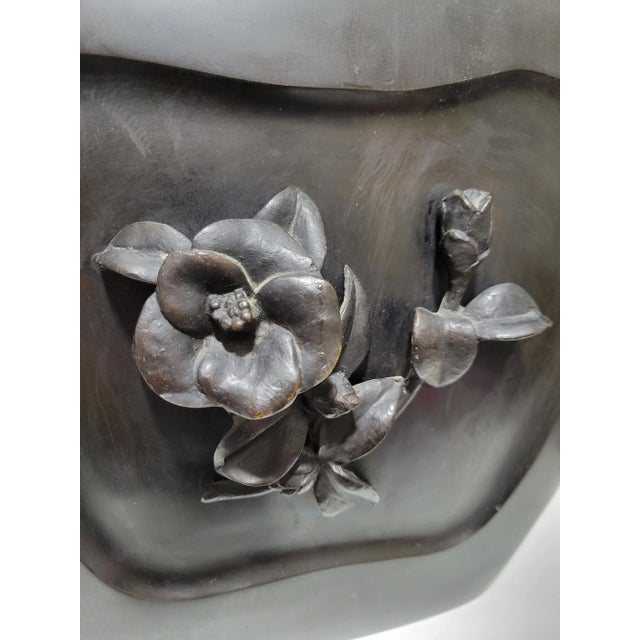 Early 20th Century Showa Period Japanese Cast Bronze Vase With Floral and Frog Motif For Sale - Image 9 of 10