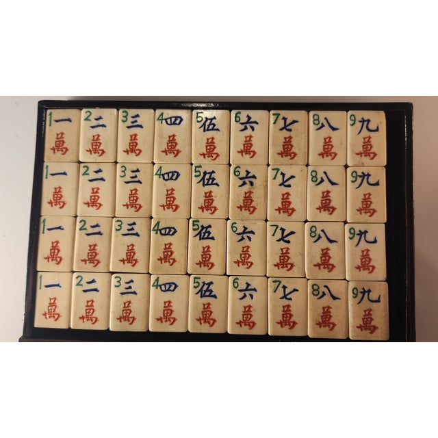 Beautiful Bamboo-and-Bone Mahjong Set in a Black Lacquer Box With Mother of Pearl For Sale - Image 11 of 17