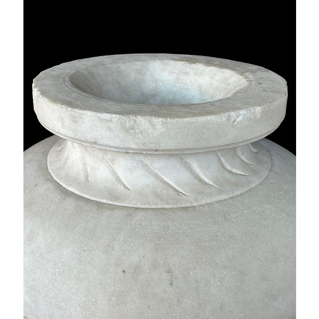 1900 - 1909 Italian Neoclassical Style Carved Marble Urn, After the Antique For Sale - Image 5 of 9