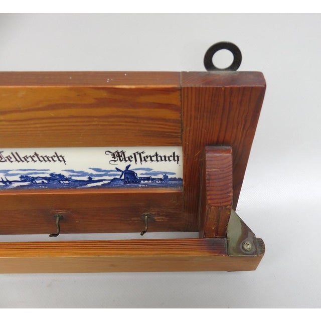 Art Nouveau Towel Board in Glass, Ceramic and Wood, 1890s For Sale - Image 10 of 18