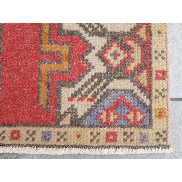 1950s Modern Vintage Area Rug For Sale - Image 6 of 10
