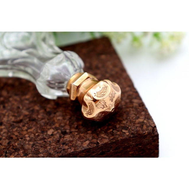 Perfume Bottle in Glass and 15K Gold For Sale - Image 3 of 7
