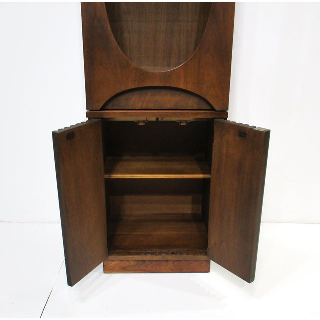 Brown Mid 20th Century Rare Brasilia Styled 2 Piece Display Cabinet by Broyhill For Sale - Image 8 of 13