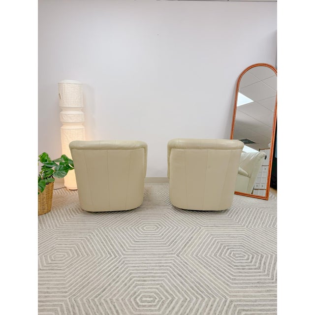 Cream Vintage Cream Leather MCM Postmodern Swivel Glider Chair Pair 28" Wide For Sale - Image 8 of 15