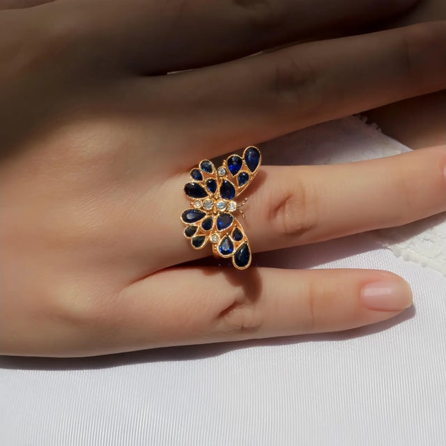 Metal Nina Zhou Butterfly Sapphire Diamond Cocktail Ring in 14k Yellow Gold, size 7 For Sale - Image 7 of 11
