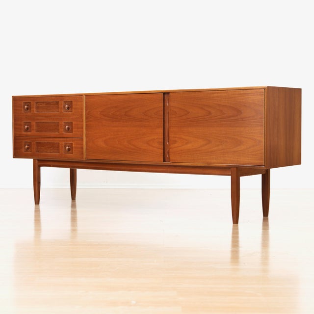 Mid Century Teak Credenza by McIntosh of Kirkcaldy 1960s For Sale In Los Angeles - Image 6 of 11