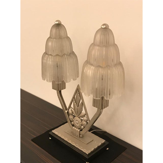 Art Deco French Art Deco "Waterfall" Table Lamp Signed by Sabino For Sale - Image 3 of 13
