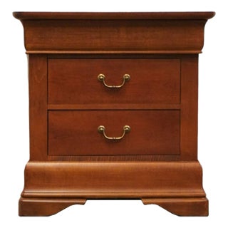 Hooker Furniture Cherry Contemporary Traditional 28" Three Drawer Nightstand 559-10-016 For Sale
