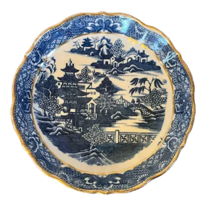 Antique Early 19th Century English Pearlware Cake Dish Decorated in the Chinese Canton Taste