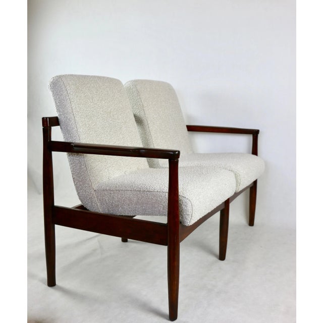 Vintage Double Sofa Bench in Ivory Bouclé, 1970s For Sale - Image 4 of 13