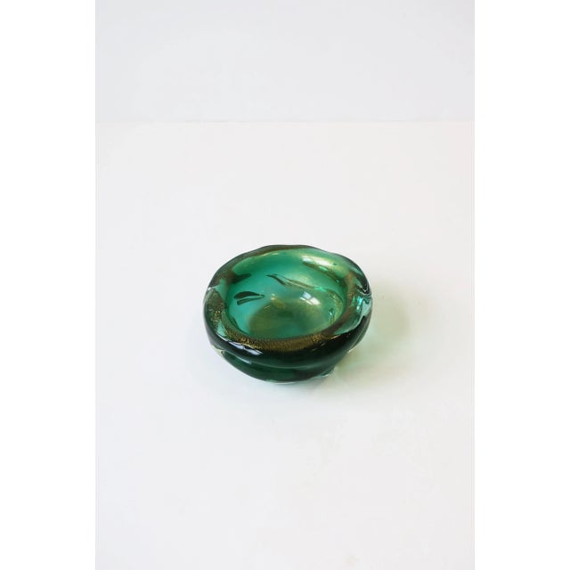 Italian Murano Art Glass Bowl, Organic Modern, Emerald Green Gold, Mid-20th Century, Italy For Sale - Image 11 of 12