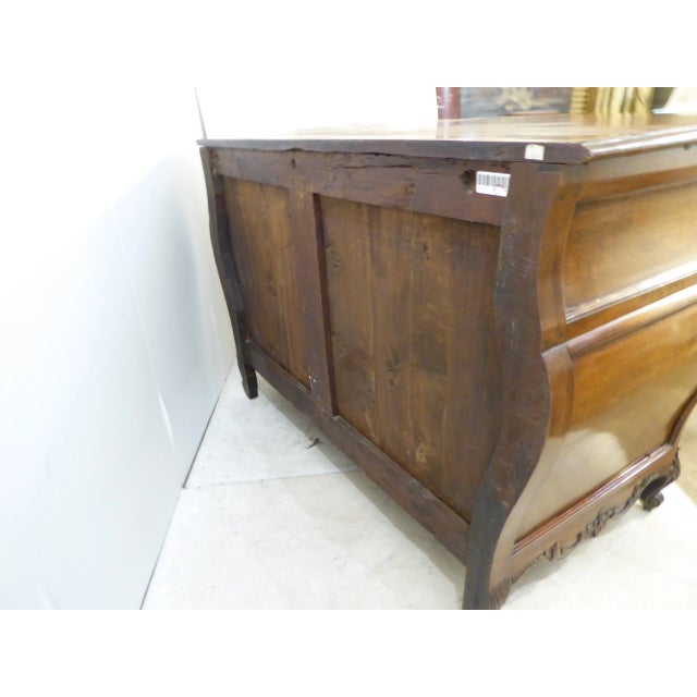 Rococo 19th Century French Bordeaux Bombe Fruitwood Commode For Sale - Image 3 of 8