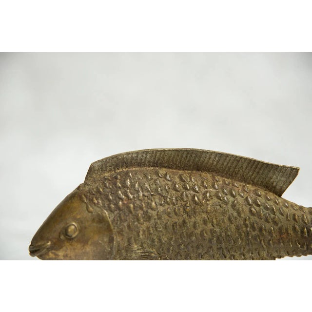 Large Bass Fish Standing Vintage African Bronze Sculpture For Sale In New York - Image 6 of 9