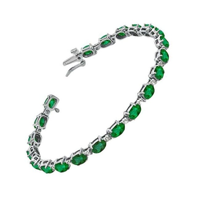 9 Carat Natural Emerald & Diamond Cocktail Tennis Bracelet 14 Karat Yellow Gold For Sale - Image 15 of 18