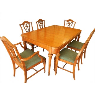 Vintage Bernhardt Dining Room Set For Sale