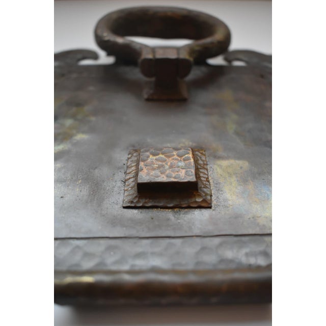 1900 - 1909 Arts and Crafts Brass Hammered Door Knocker For Sale - Image 5 of 7