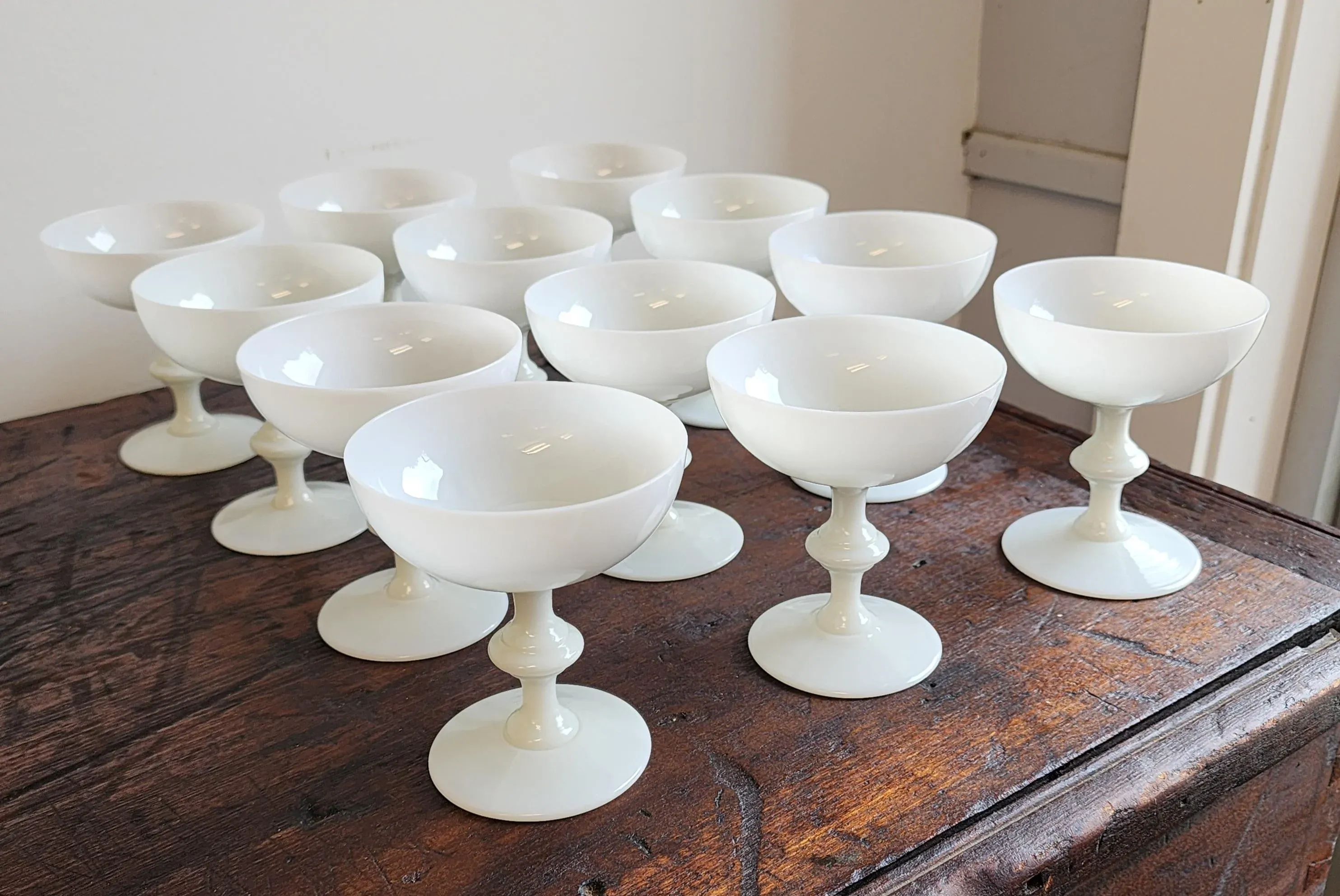 Early 20th Century Portieux Vallerysthal French White Opaline
