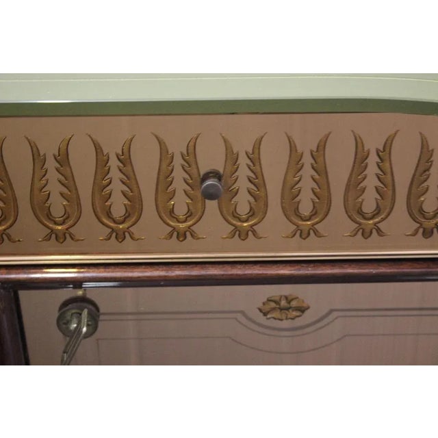 Fontana Arte Fireplace-Shaped Bar in Glass from Fontana Arte, 1950s For Sale - Image 4 of 12