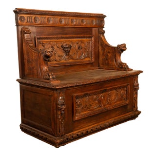 Antique 19th Century Italian Renaissance Revival Carved Walnut Bench Settle 1880 For Sale