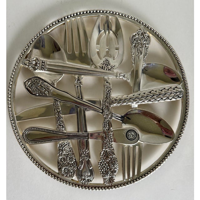 Vintage Godinger Silver-Plated Flatware Design Trivet With Beaded Border For Sale In Los Angeles - Image 6 of 6