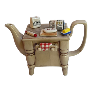 1988 Vintage Paul Cardew Design Collectible Ceramic Novelty Teapot"Baking Day" Made in England