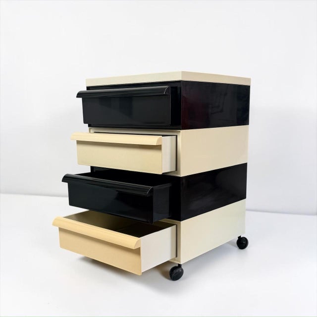 Chest of Drawers in Ivory and Black Plastic by Simon Fussell for Kartell, Italy, 1970s For Sale - Image 9 of 12