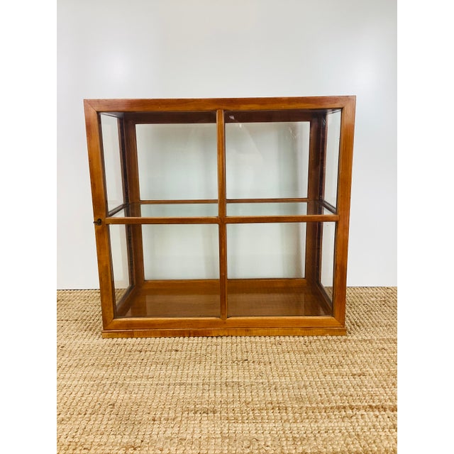 Mid-Century Modern Vintage 1940s Wood & Glass Table Top Display Case Cabinet / Shelf For Sale - Image 3 of 14