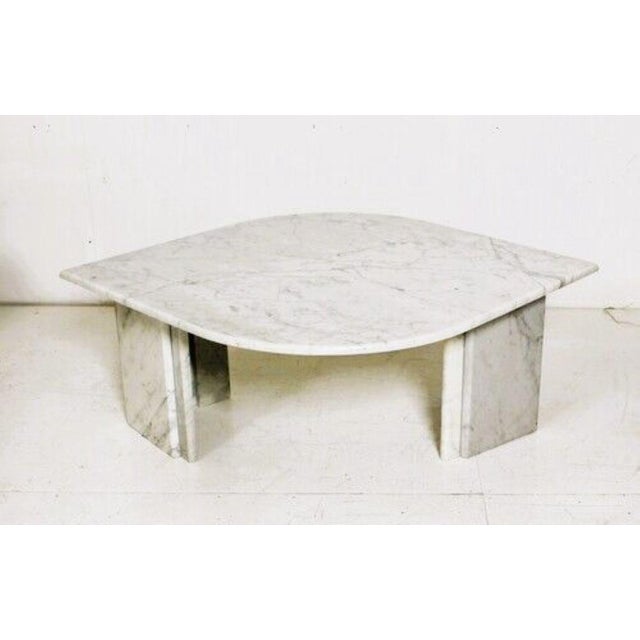 Italian Carrara Marble Teardrop-Shaped Coffee Table from Ligne Roset, 1980s For Sale - Image 9 of 14