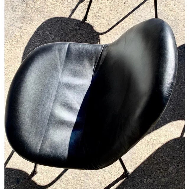 Mid-Century Modern Charles and Ray Eames for Herman Miller DKX-1 Chair, Black Leather, H-Base, 1955 For Sale - Image 3 of 5