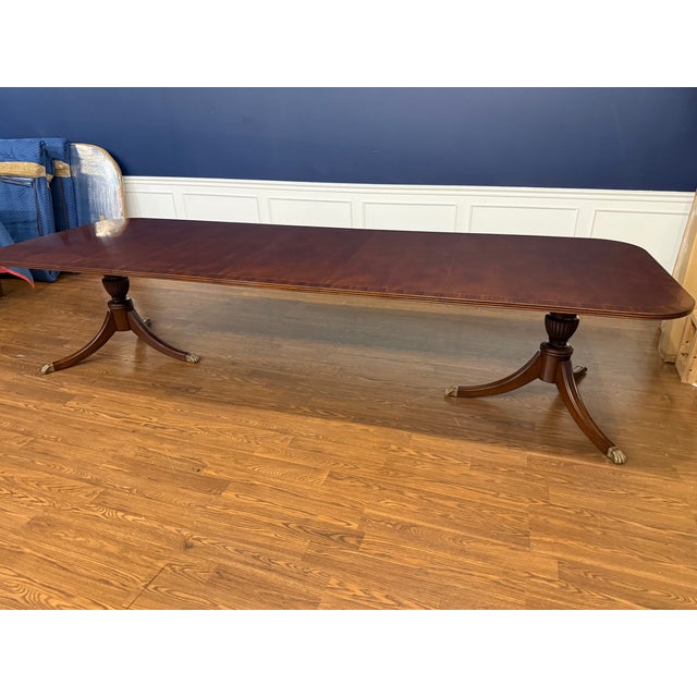 Traditional Traditional Banded Georgian Style Mahogany Dining Table by Leighton Hall - Showroom Sample For Sale - Image 3 of 14