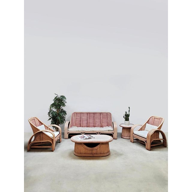 All year summer time! Why only dream of sultry summer evenings, when you can enjoy the tropical atmosphere all year round...