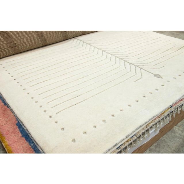 Modern Ivory Moroccan Style Wool Rug With Minimalist Design in Ivory For Sale In New York - Image 6 of 12