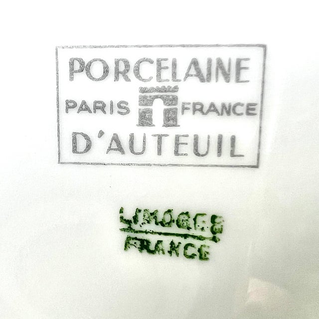 Late 20th Century Porcelaine d'Auteuil Paris France Equestrian Themed Plates, Set of 12 For Sale - Image 9 of 10