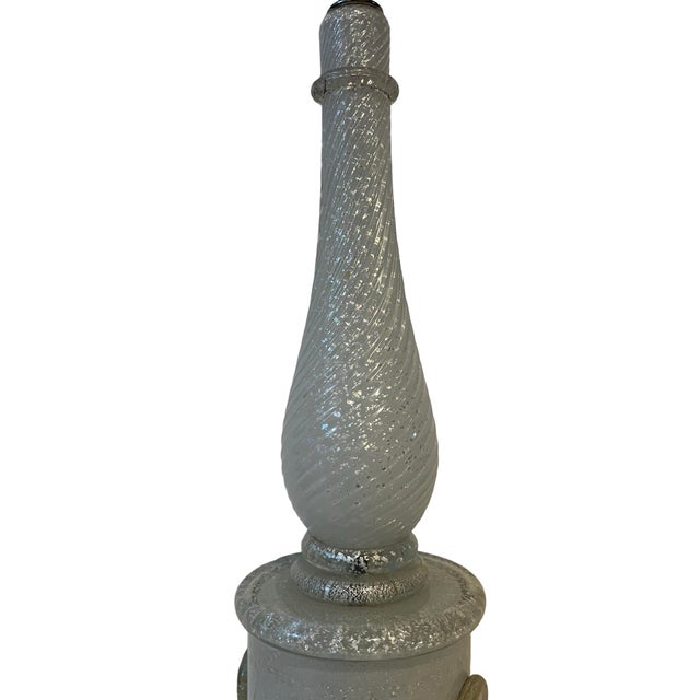 1960s 1960s Murano Art Glass Table Lamp Attributed to Toso Murano / Ercole Barovier – Silver Mica Finish For Sale - Image 5 of 6